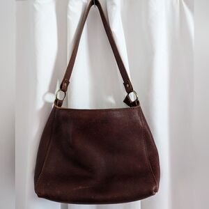 PORTLAND LEATHER GOODS Crossbody Triangle  Bag Medium Nutmeg Pebbled Leather